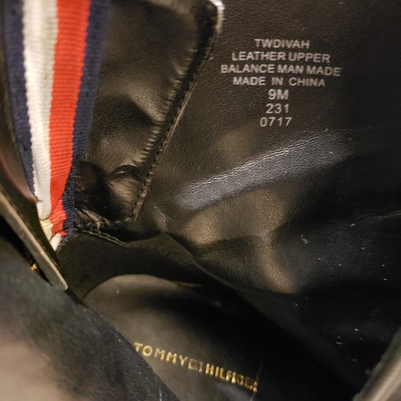 Tommy Hilfiger Suede Booties - Picture 4 of 4